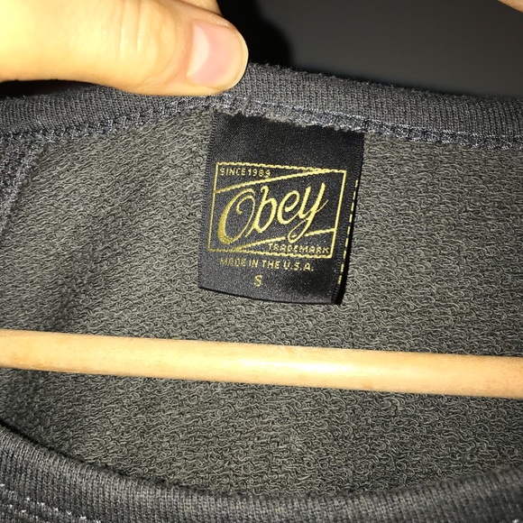 Obey crewneck sweater - Picture 2 of 3